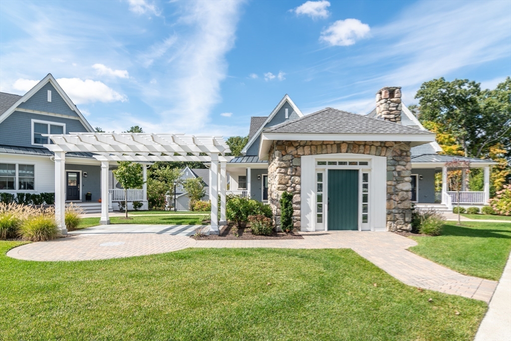 1 Fieldstone Way, Unit 1 Wellesley, MA 02482 - Photo 24 of 31 Gallery Image 24