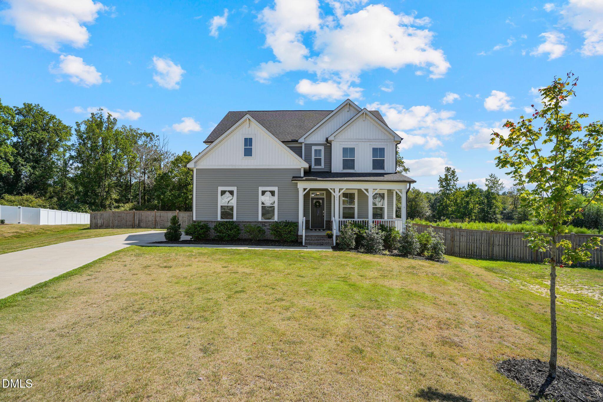 244 Harvester Road Angier, NC 27501 - Photo 4 of 94 DSC04188