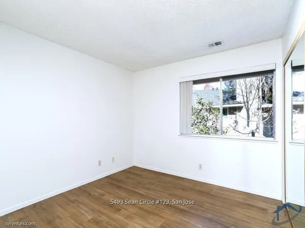 a view of a window in a room