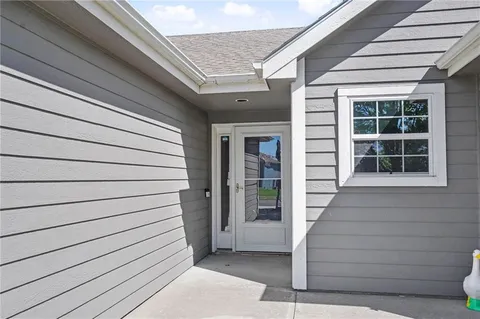 $339,500 | 928 Bluestem Drive, Baldwin City, KS 66006