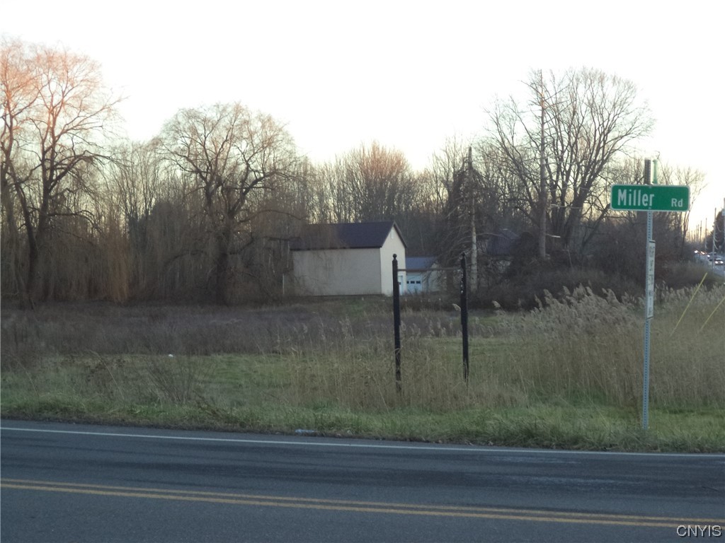 5472 Miller Road Cicero, NY 13029 - Photo 5 of 19