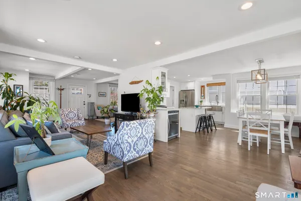 $545,000 | 21 Susquehanna Avenue, West Haven, CT 06516