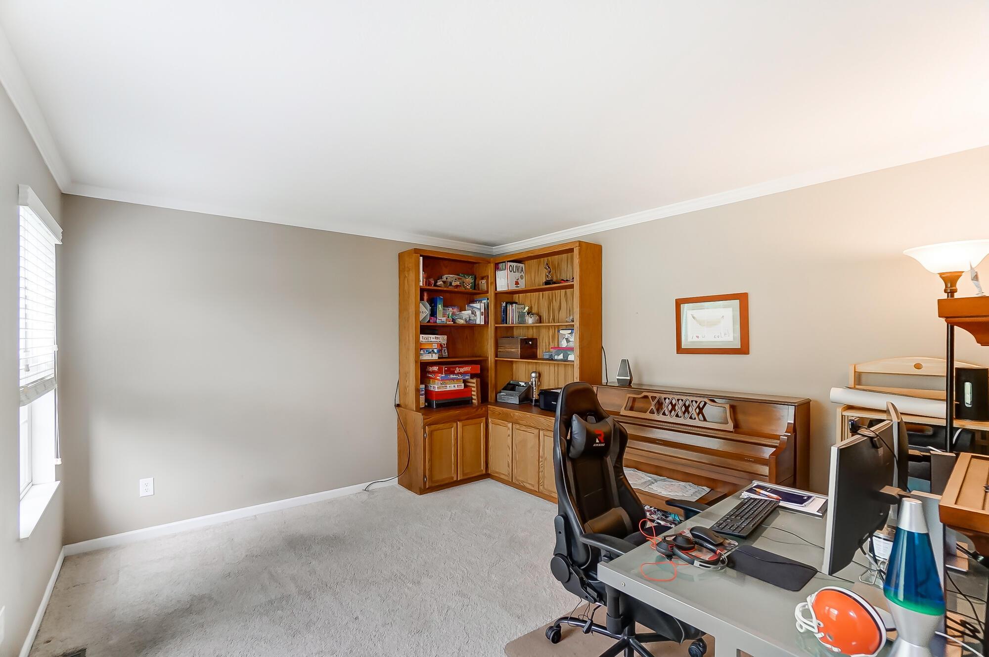5694 Davidson Road Hilliard, OH 43026 - Photo 19 of 67 Located in the front of the house, great space for a office or a living room!