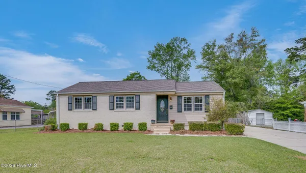 $284,800 | 405 Seminole Trail, Jacksonville, NC 28540
