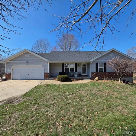$259,900 | 1008 Cathy Circle, St. Clair, MO 63077
