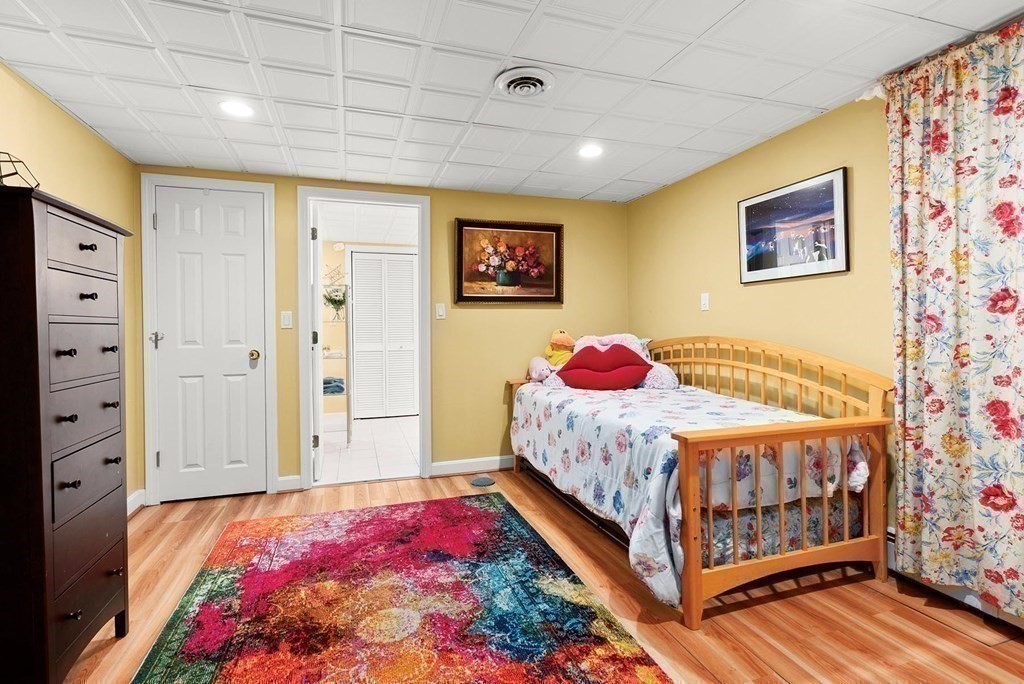 5 Mary Ellen Road Newton, MA 02468 - Photo 15 of 22 Gallery Image 15
