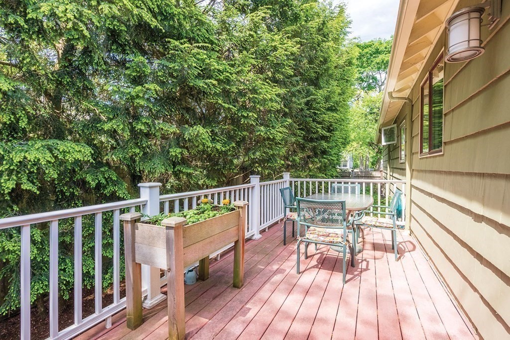 5 Mary Ellen Road Newton, MA 02468 - Photo 20 of 22 Gallery Image 20