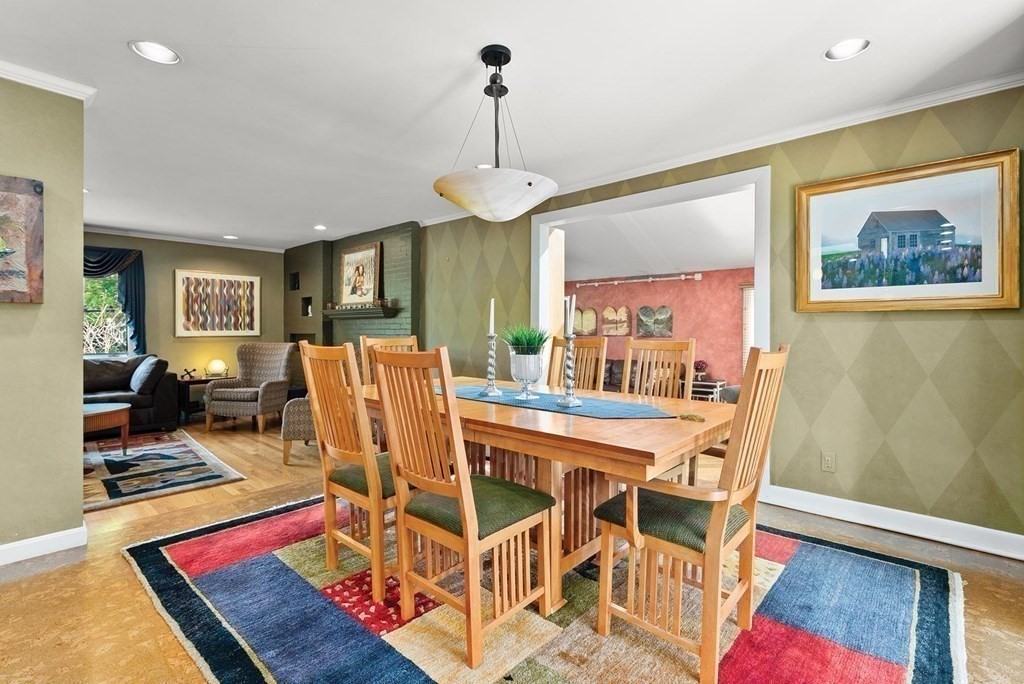 5 Mary Ellen Road Newton, MA 02468 - Photo 3 of 22 Gallery Image 3