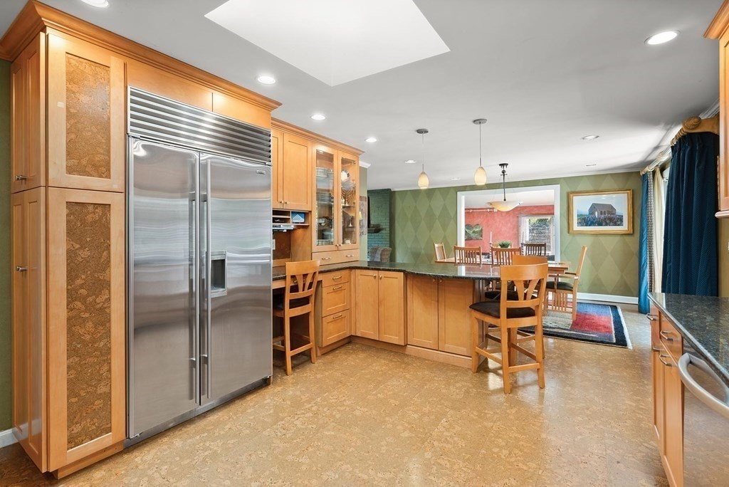 5 Mary Ellen Road Newton, MA 02468 - Photo 5 of 22 Gallery Image 5