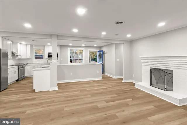 $660,000 | 6722 Seneca Drive, Columbia, MD 21046