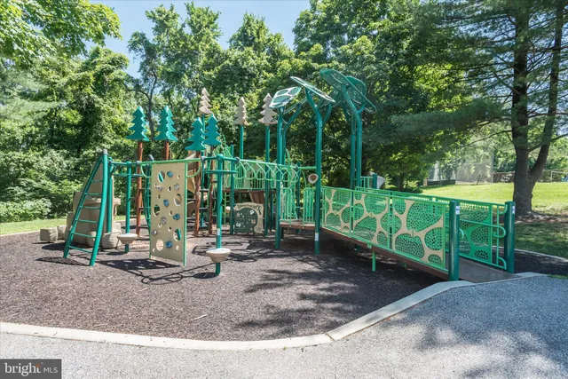 $660,000 | 6722 Seneca Drive, Columbia, MD 21046