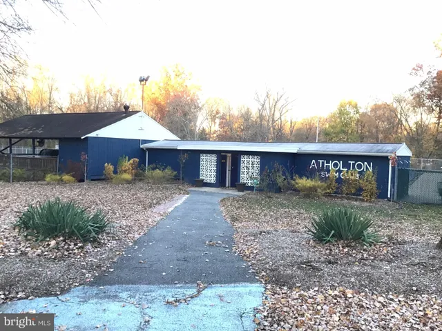 $660,000 | 6722 Seneca Drive, Columbia, MD 21046