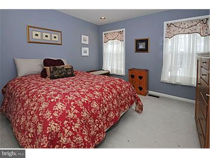 552 Exeter Court Ambler, PA 19002 - Photo 20 of 25 Bedroom 2