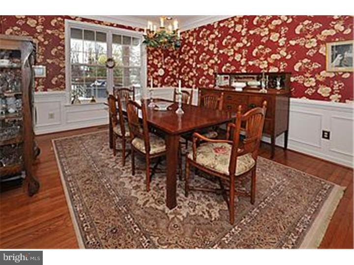 552 Exeter Court Ambler, PA 19002 - Photo 6 of 25 Dining Room