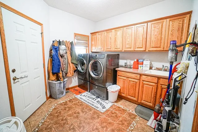 $525,000 | 9481 Elkland Road, Tomah, WI 54660