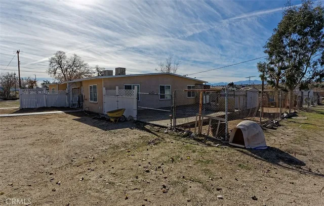 $370,000 | 19288 3rd Street, Oro Grande, CA 92368