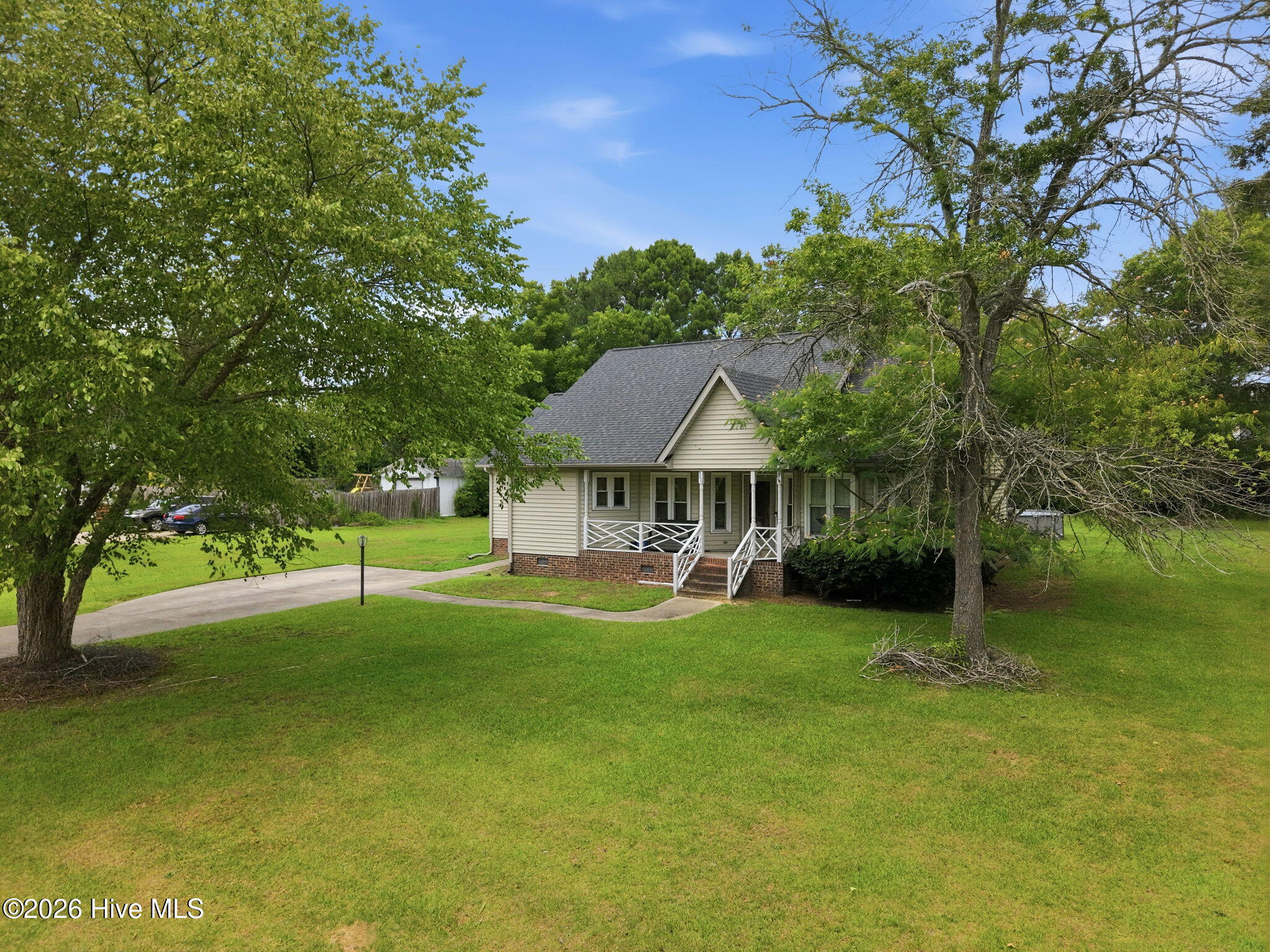 566 Ridge Drive Winterville, NC 28590 - Photo 6 of 55