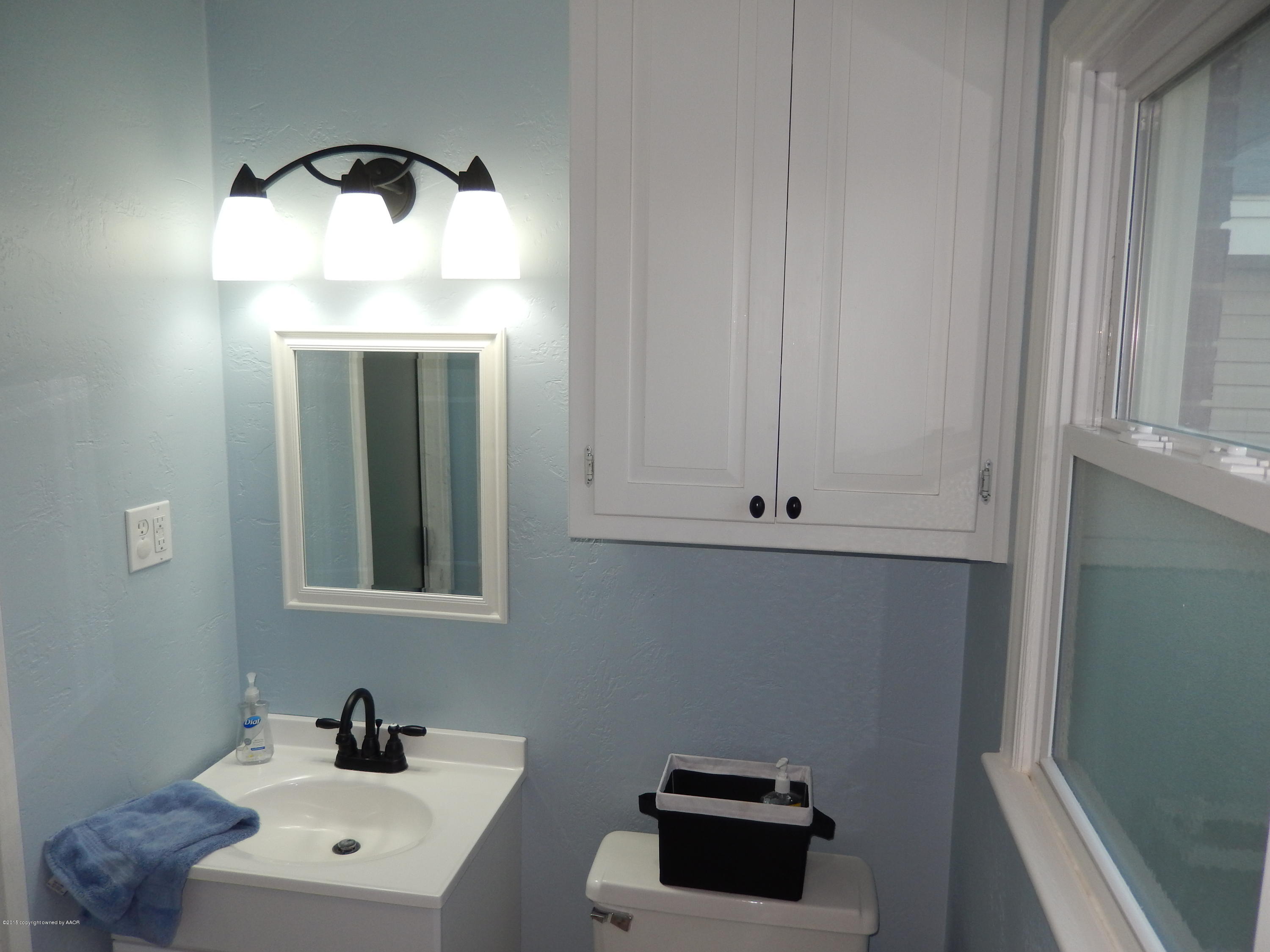 101 Rimrock Trail Amarillo, TX 79108 - Photo 18 of 33 Master bath