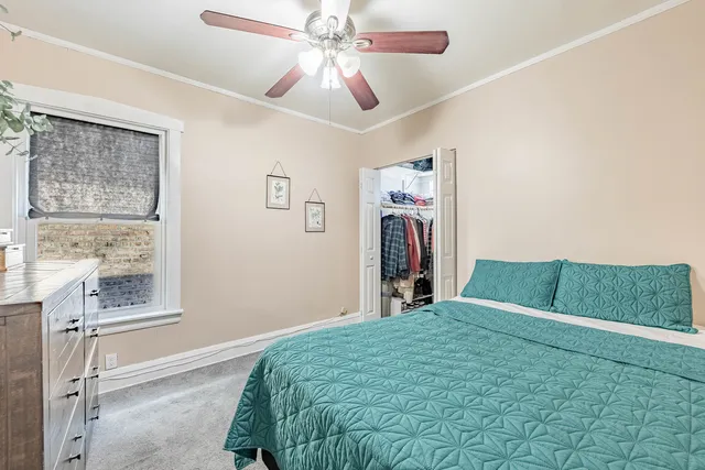 $389,900 | 5026 West Addison Street, Chicago, IL 60641