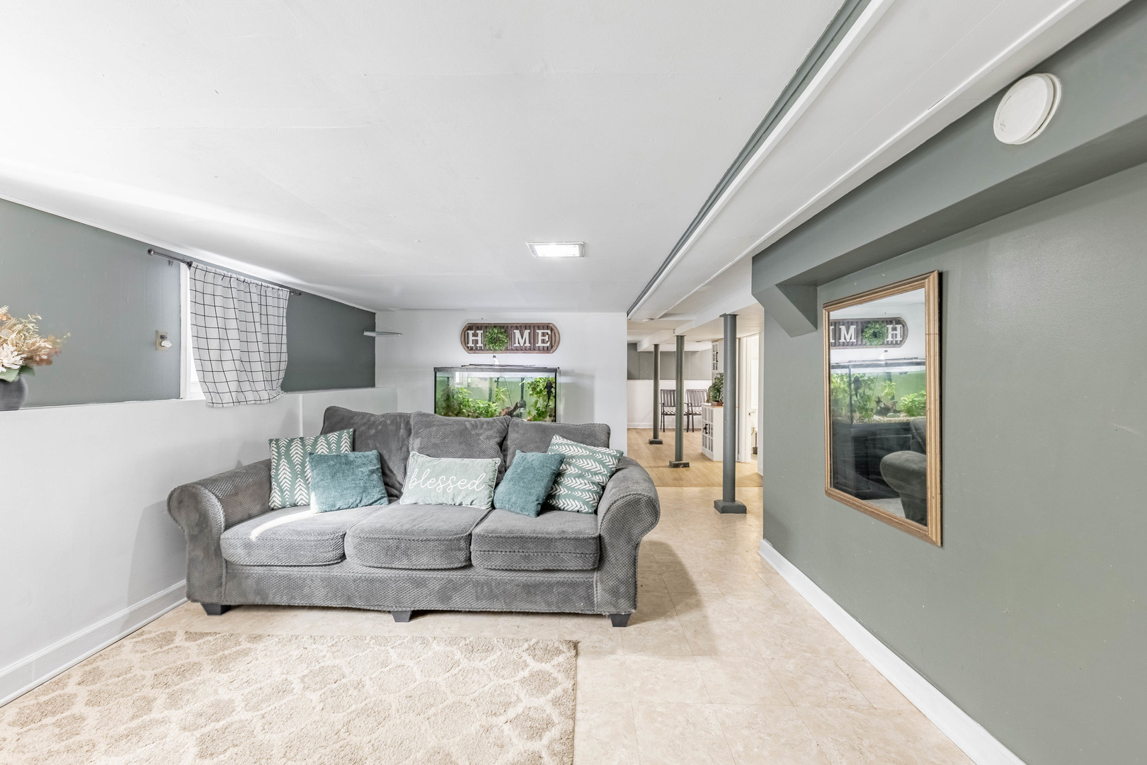 5026 West Addison Street Chicago, IL 60641 - Photo 25 of 34 a living room with furniture and a window