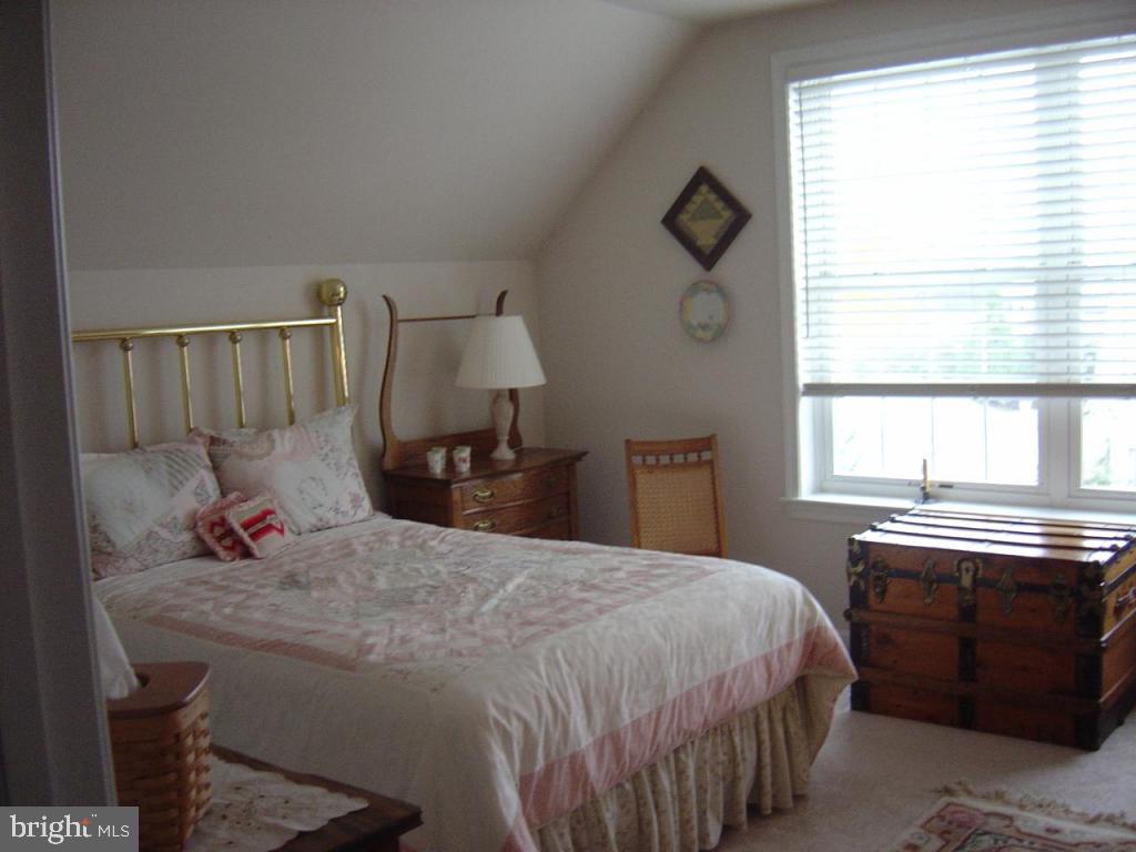 10 Carley Place Lititz, PA 17543 - Photo 9 of 14