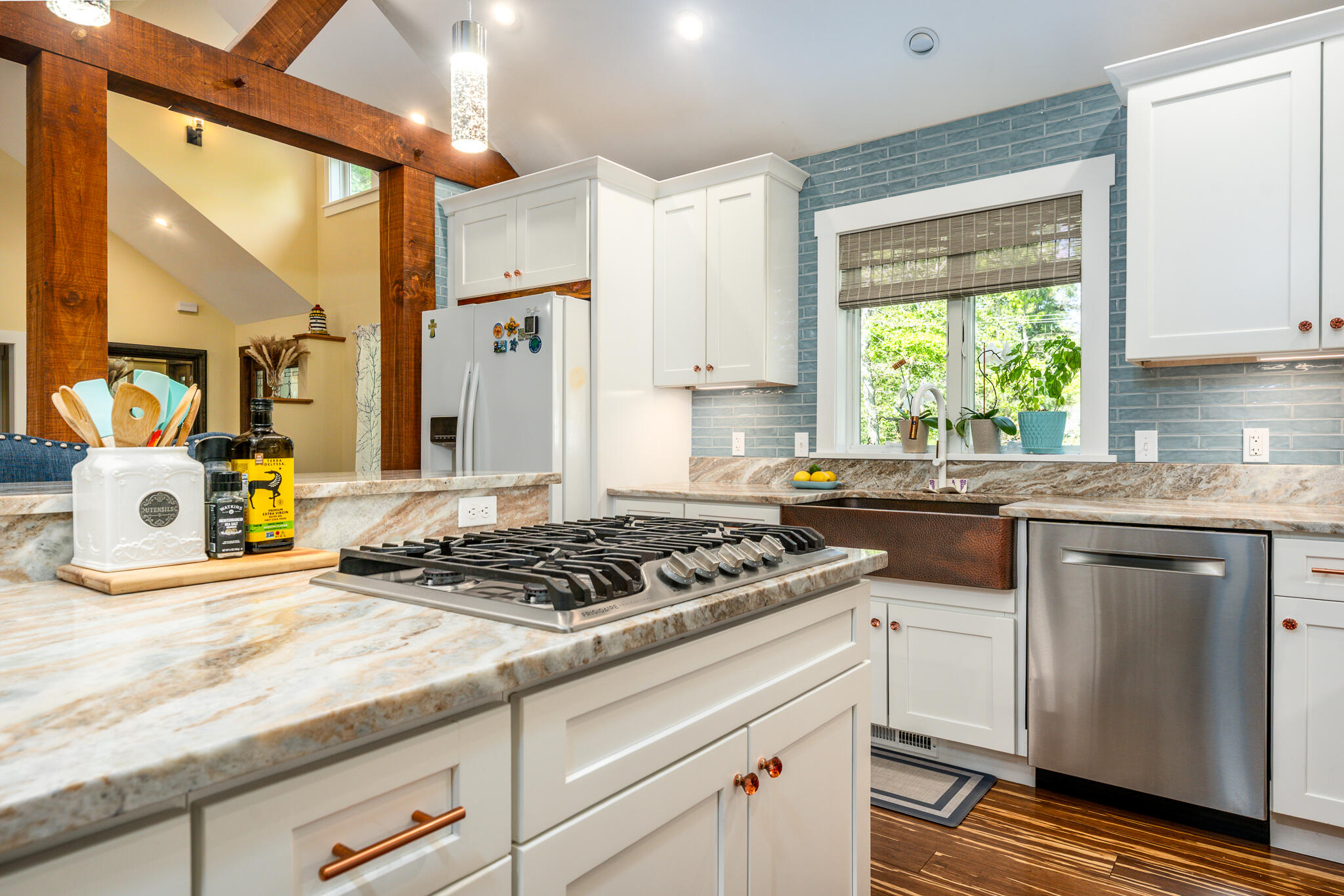 265 Cotuit Road Mashpee, MA 02649 - Photo 9 of 26 kitchen4