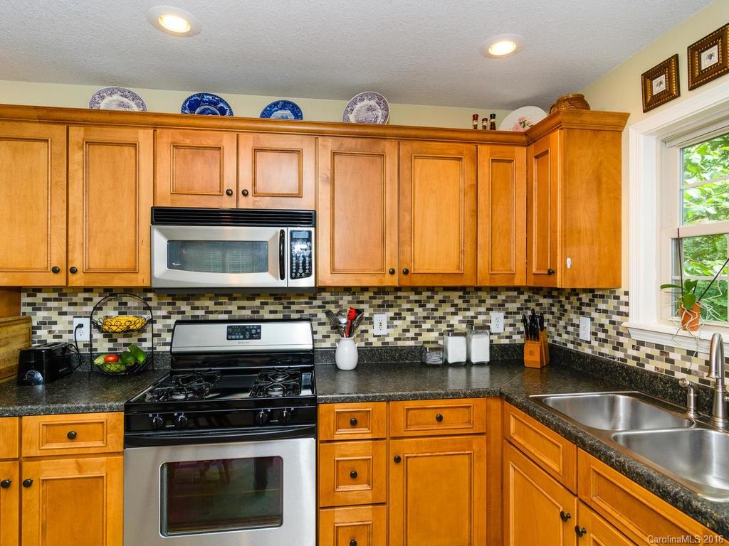 921 Burney Mountain Road Fletcher, NC 28732 - Photo 8 of 20 Gallery Image 8
