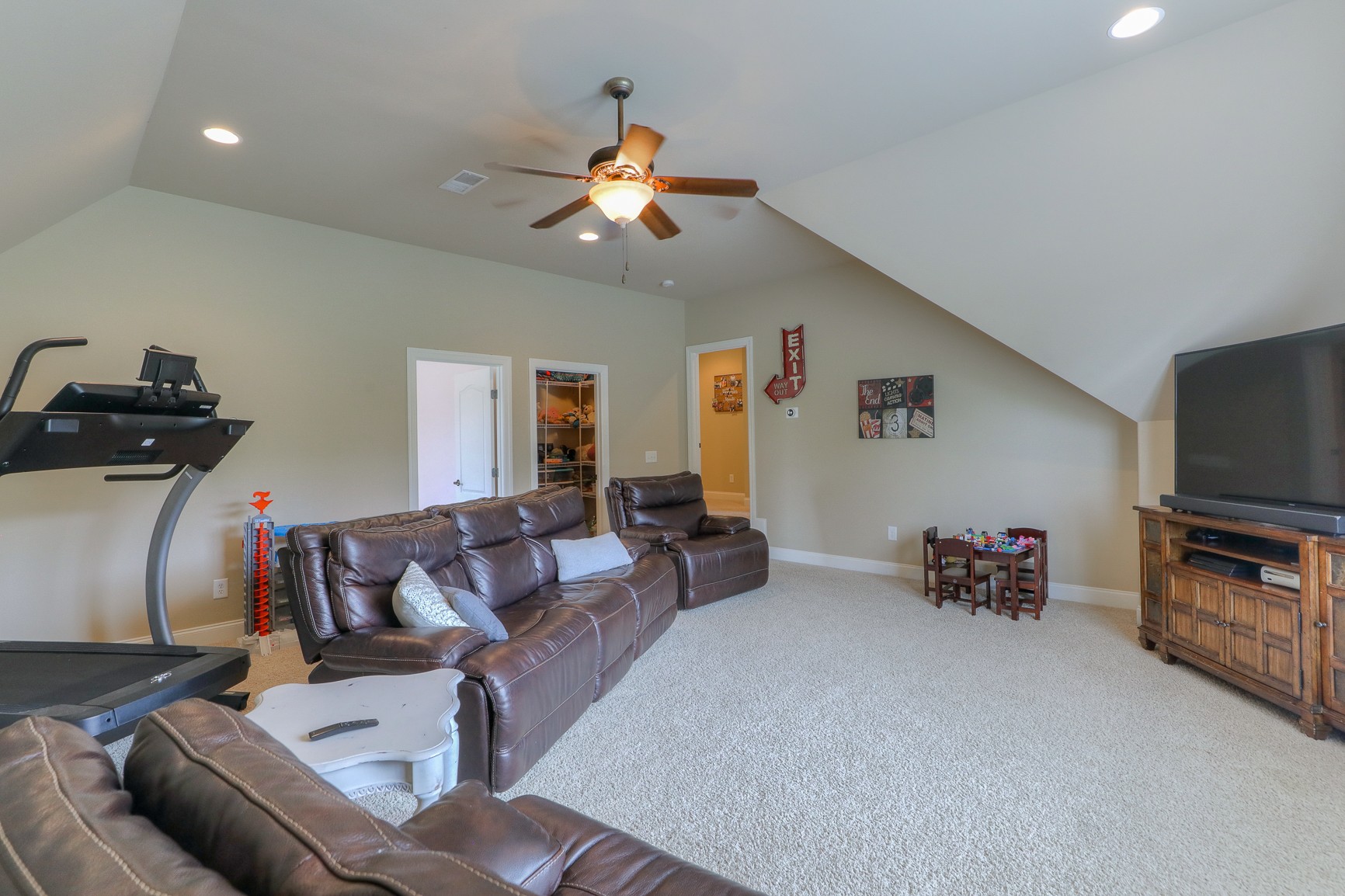 2152 Holloway Road Lebanon, TN 37090 - Photo 36 of 44 a living room with furniture and a flat screen tv