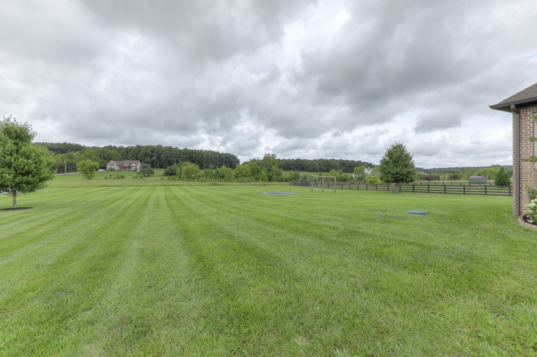 2152 Holloway Road Lebanon, TN 37090 - Photo 40 of 44 a view of a golf course with a big yard