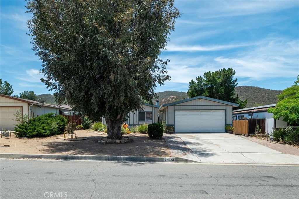 34623 The Farm Road Wildomar, CA 92595 - Photo 2 of 54