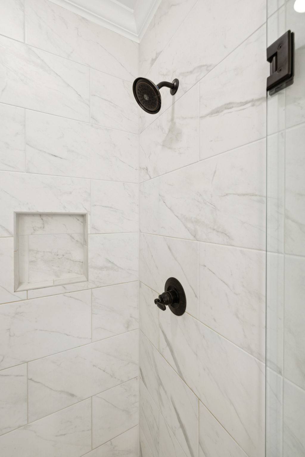 926 Monteagle Falls Road Monteagle, TN 37356 - Photo 14 of 30 a bathroom with a shower