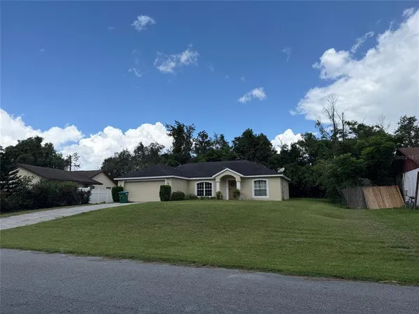 $1,950 | 972 North Fairbairn Drive, Deltona, FL 32725