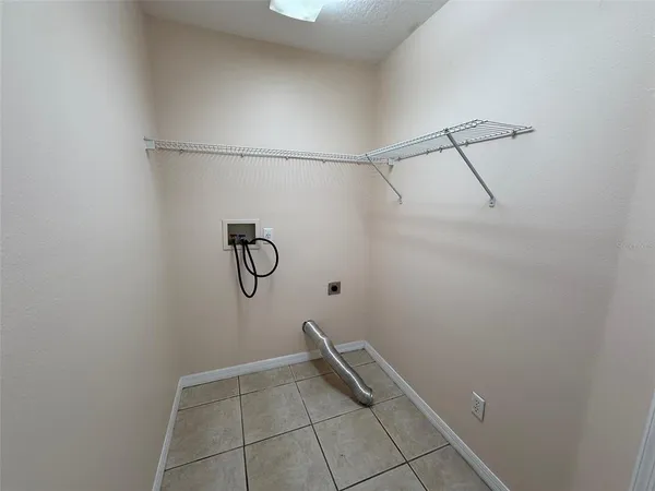 $1,950 | 972 North Fairbairn Drive, Deltona, FL 32725