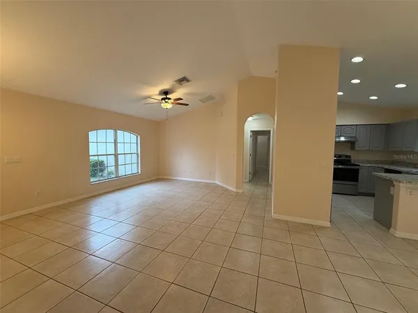 $1,950 | 972 North Fairbairn Drive, Deltona, FL 32725