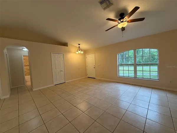 $1,950 | 972 North Fairbairn Drive, Deltona, FL 32725