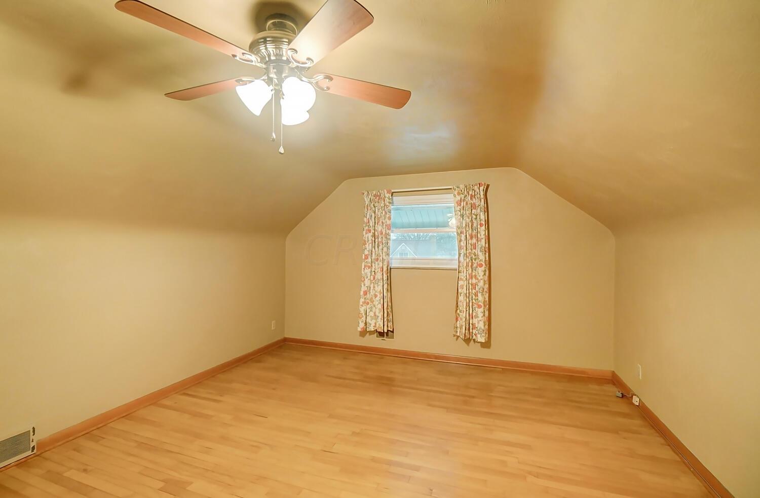 895 Chestershire Road Columbus, OH 43204 - Photo 17 of 34 50045175-028_web