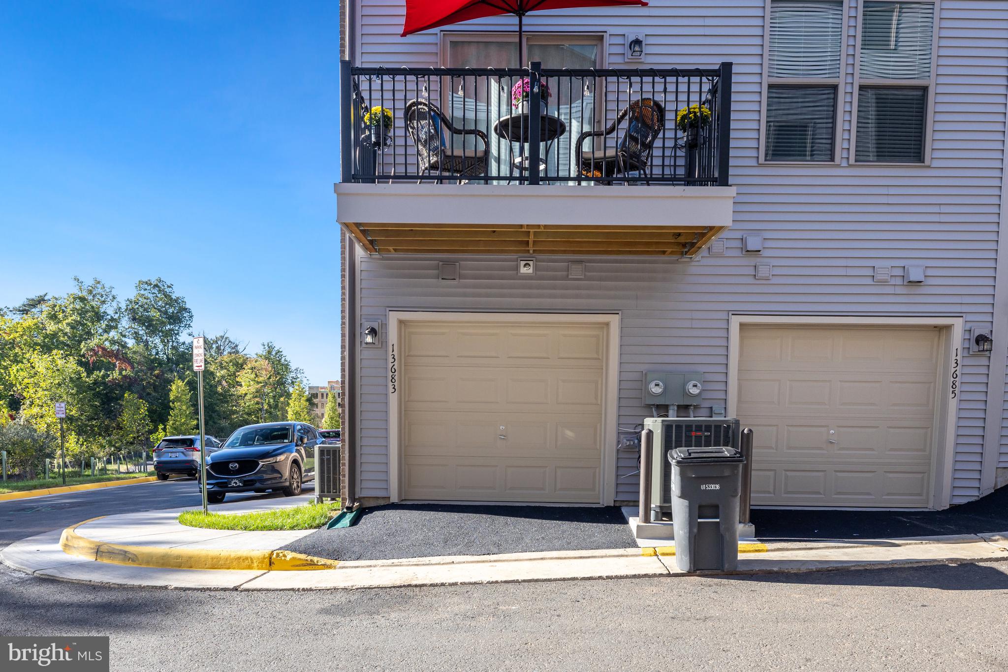 13683 Innovation Station Loop Herndon, VA 20171 - Photo 30 of 32 1 Car Garage