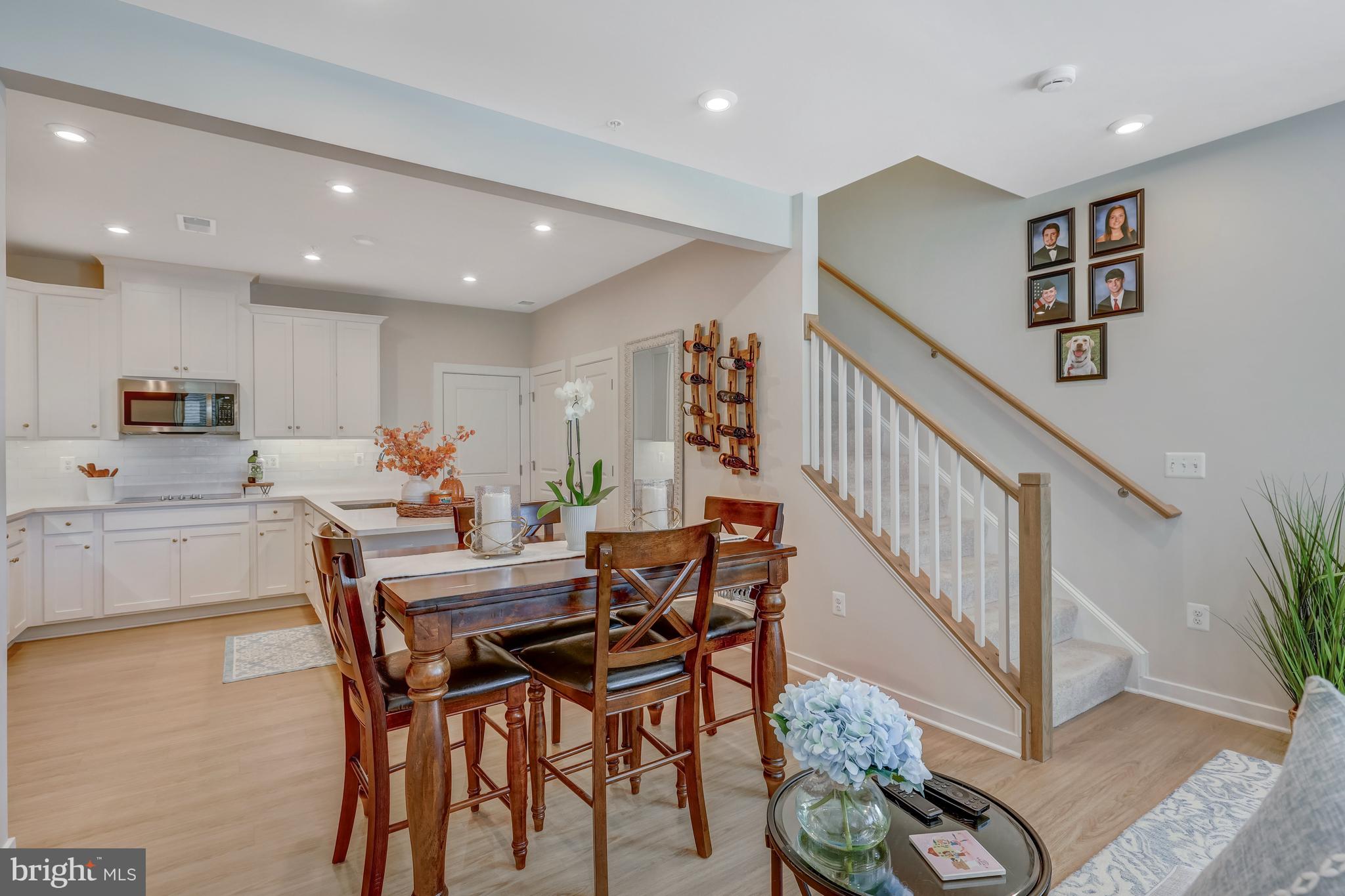 13683 Innovation Station Loop Herndon, VA 20171 - Photo 6 of 32 Dining Area