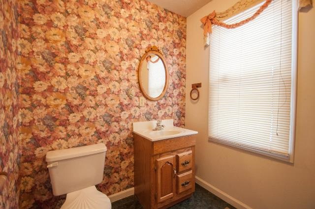 2417 South Knightridge Road Bloomington, IN 47401 - Photo 13 of 30