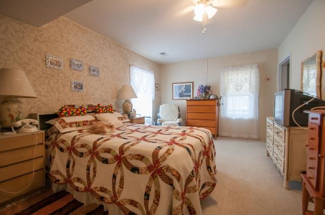 2417 South Knightridge Road Bloomington, IN 47401 - Photo 3 of 30