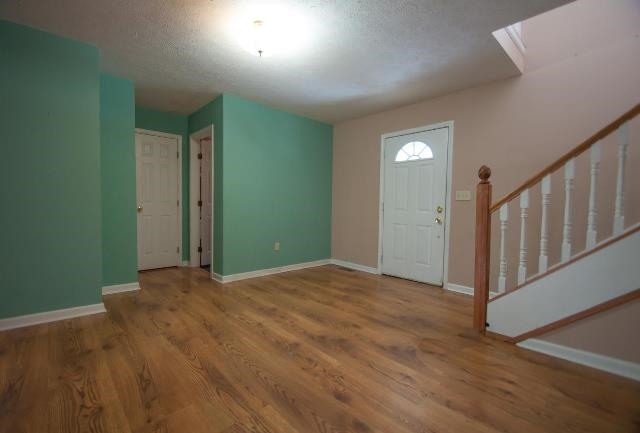 2417 South Knightridge Road Bloomington, IN 47401 - Photo 4 of 30