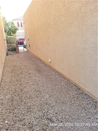 $1,750 | 10516 Soneto Creek Court, Las Vegas, NV 89129