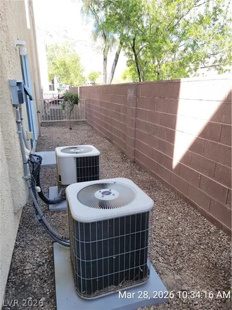 $1,750 | 10516 Soneto Creek Court, Las Vegas, NV 89129