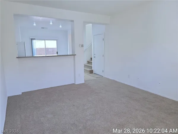 $1,750 | 10516 Soneto Creek Court, Las Vegas, NV 89129