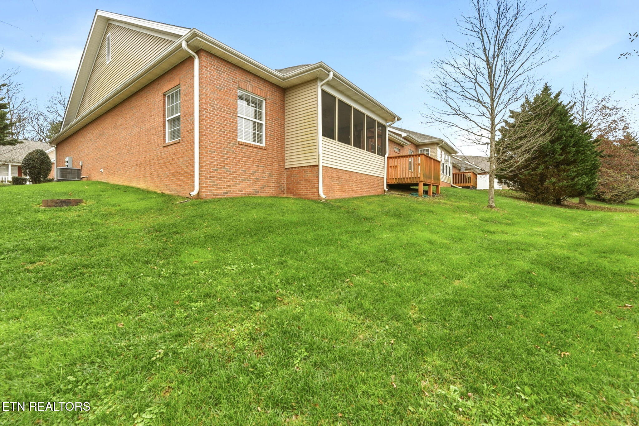 119 Devanshire Court Oak Ridge, TN 37830 - Photo 31 of 32 rear view