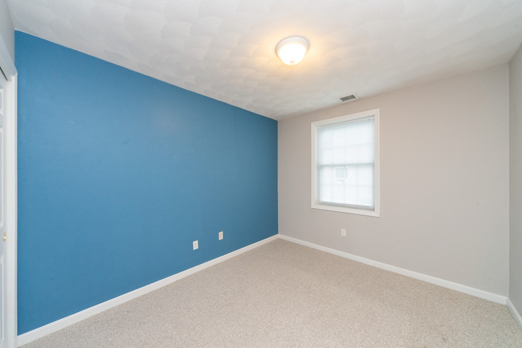 188 Beach Road, Unit 2 Salisbury, MA 01952 - Photo 13 of 27 Gallery Image 13