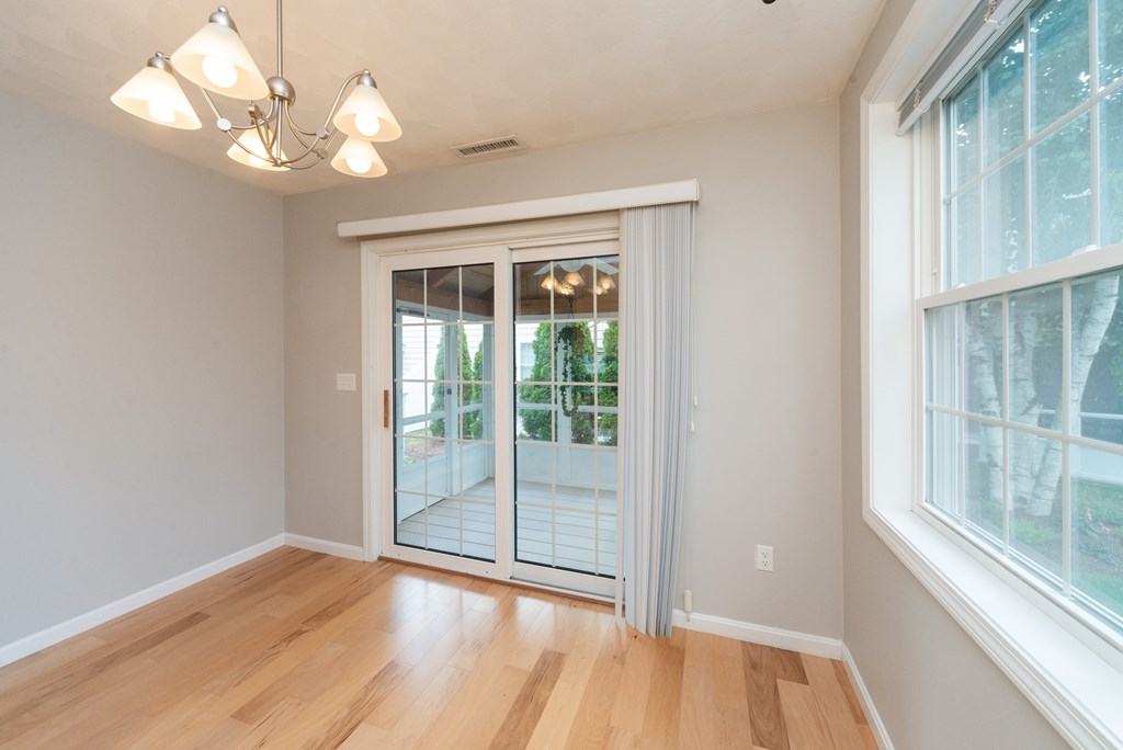 188 Beach Road, Unit 2 Salisbury, MA 01952 - Photo 8 of 27 Gallery Image 8