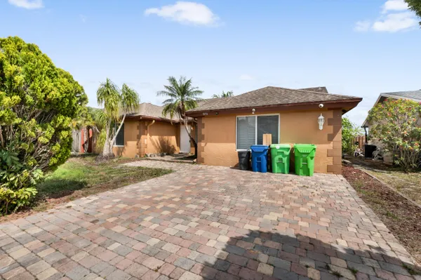 $580,000 | 3570 Northwest 120th Way, Sunrise, FL 33323