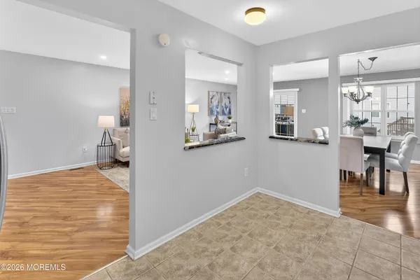 $575,000 | 18 Bridge Pointe Drive, Unit 18, South Amboy, NJ 08879