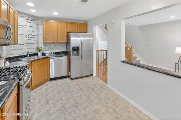 $575,000 | 18 Bridge Pointe Drive, Unit 18, South Amboy, NJ 08879